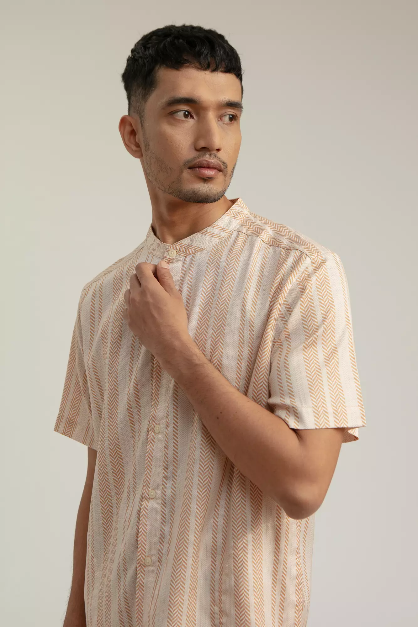 Kemeja Koko Pria Lengan Pendek Tencel | SARE Studio Loungewear PASO in Sand Woven