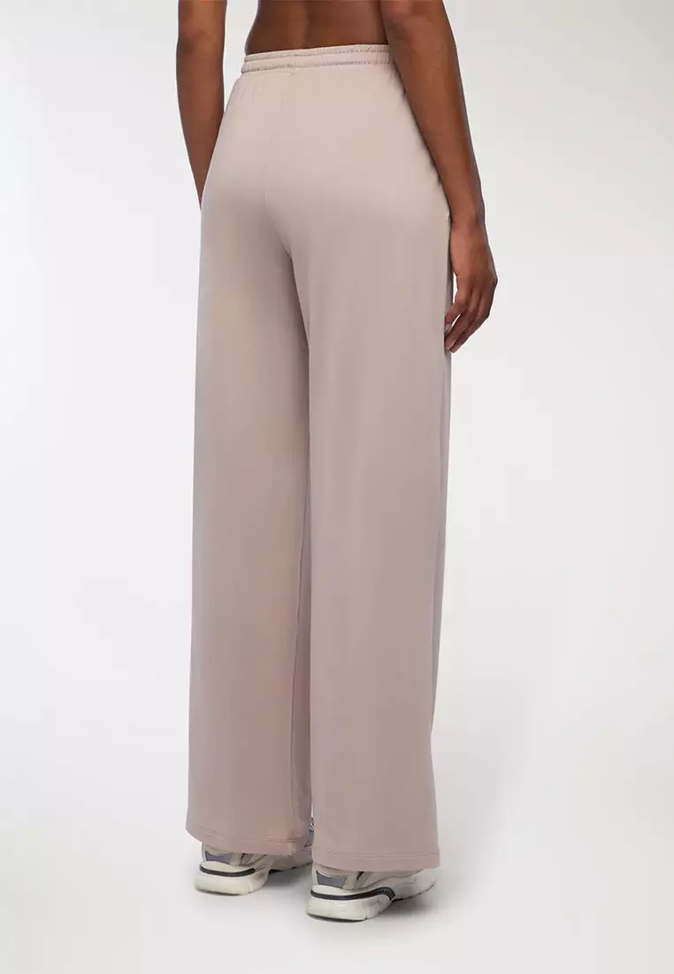 Woman Full-Length Gym Pants