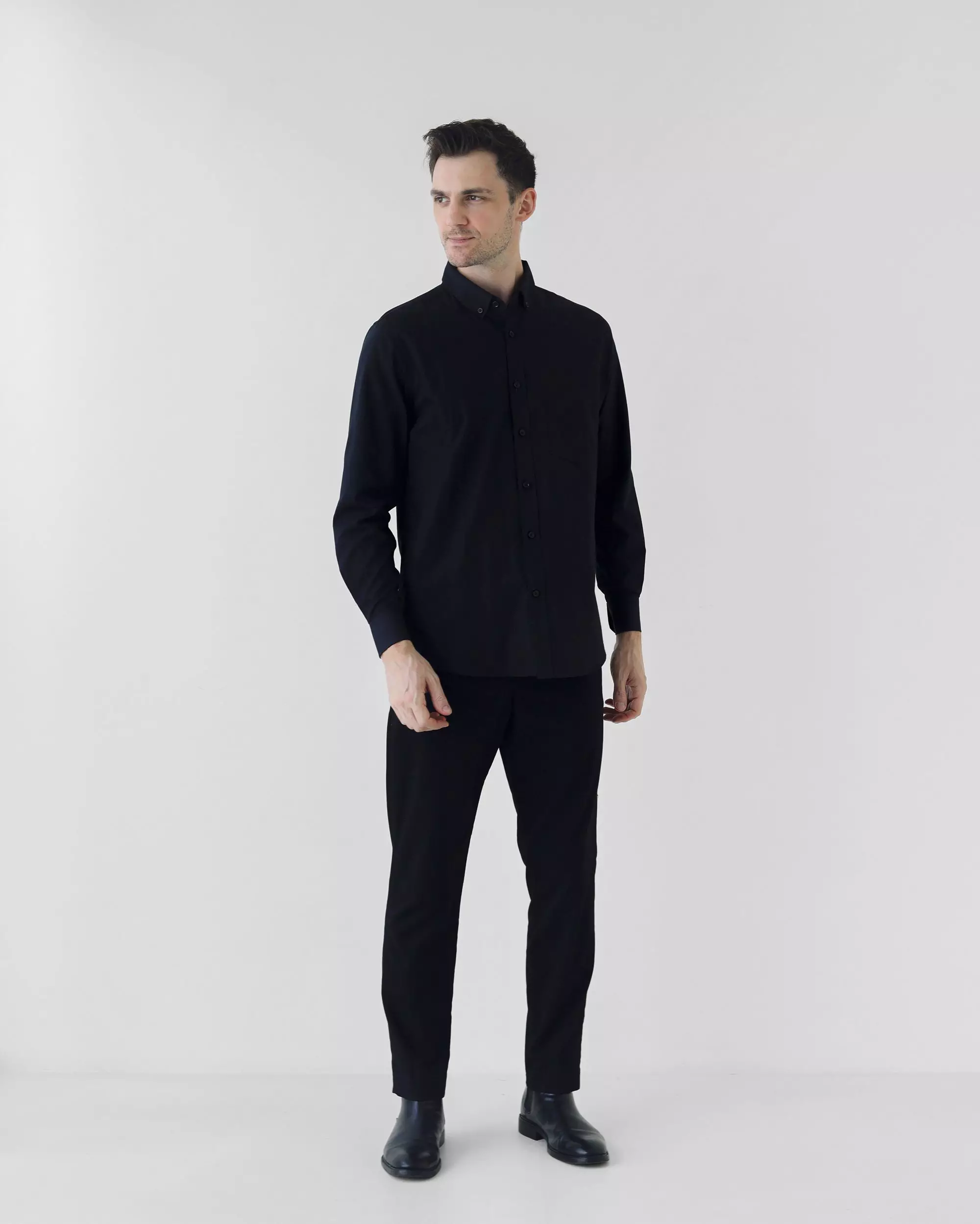 Cotton Well Marc Long Sleeve Oxford Shirt Black | Kemeja Pria Lengan Panjang Basic Polos Hitam