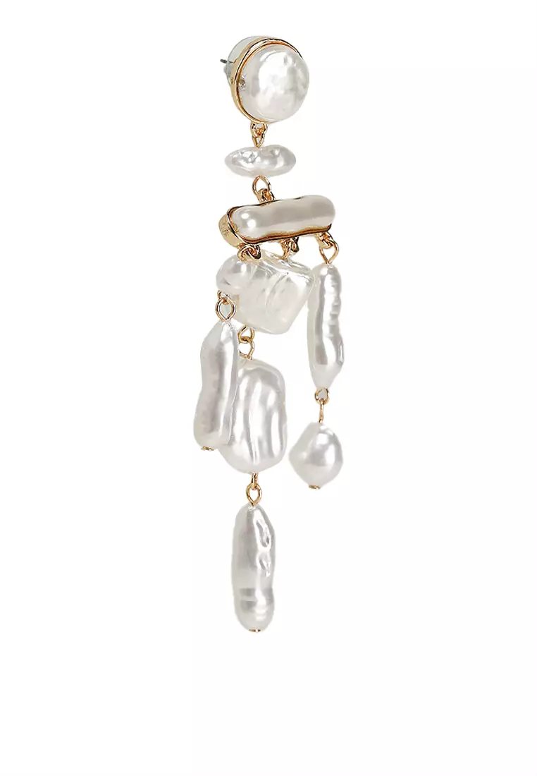 Vibrance Statement Chandelier Pearl Earrings