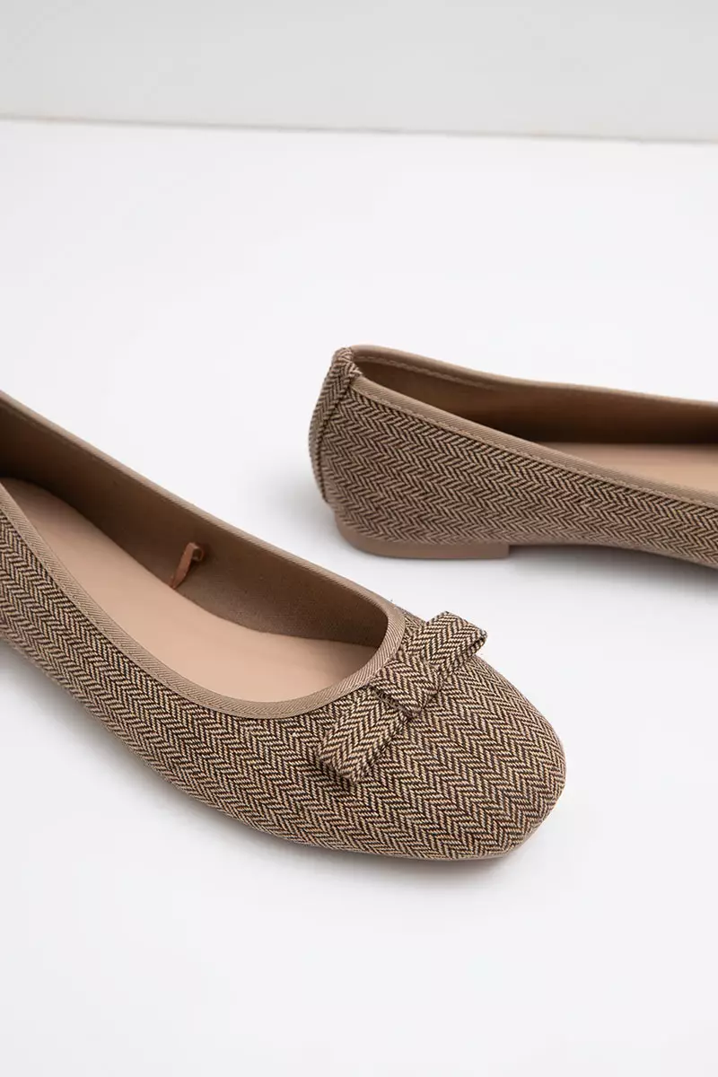 Sofia Fralia Basic Flat Brown
