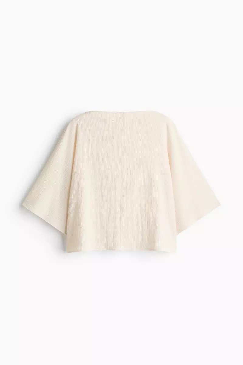 Crinkled boat-neck top