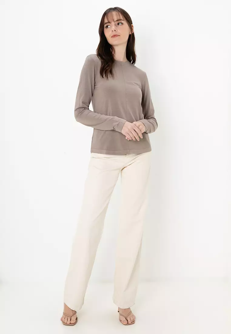 Slim Long-Sleeve Top
