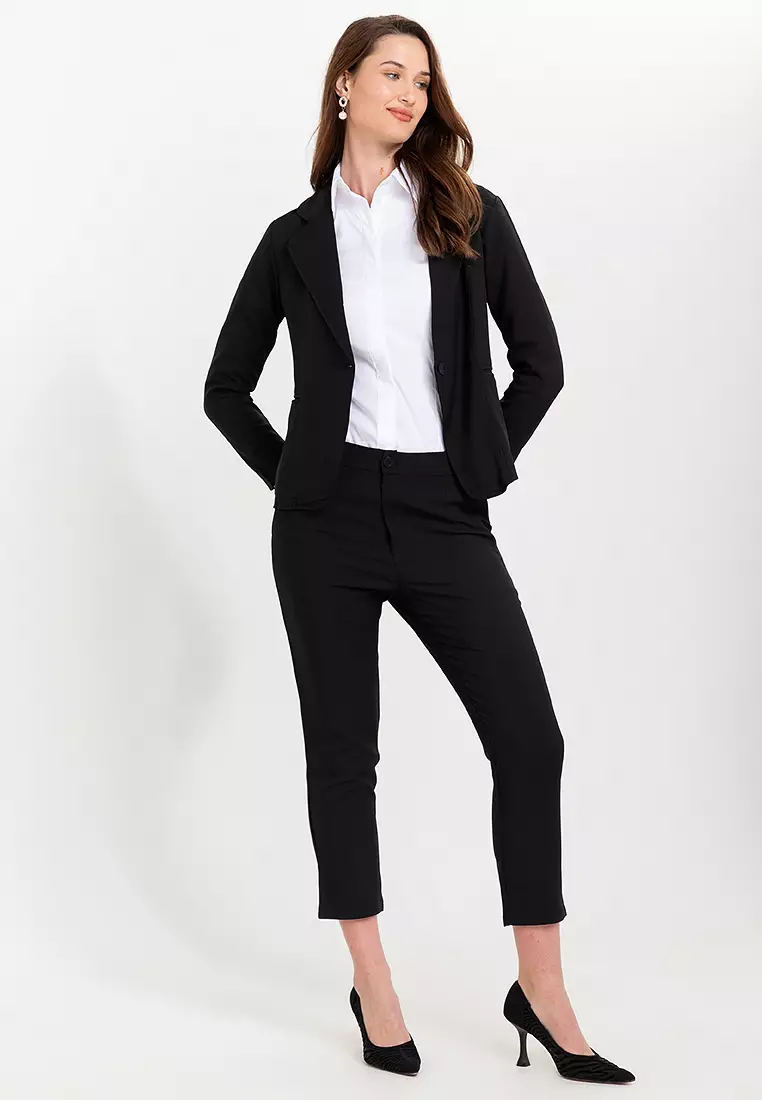 Theo Classic Fitted Blazer