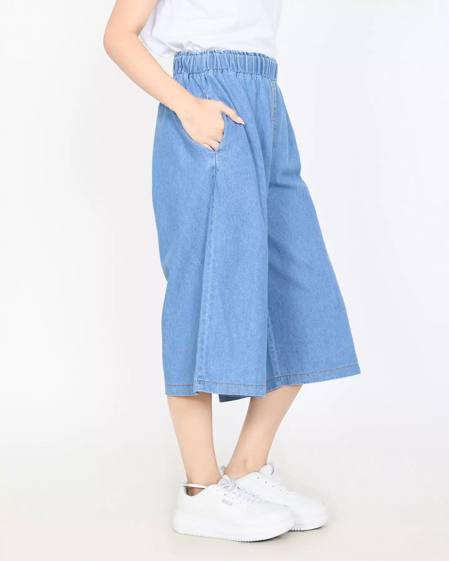 Diana Celana Kulot Denim 3/4 Wanita LIGHT BLUE