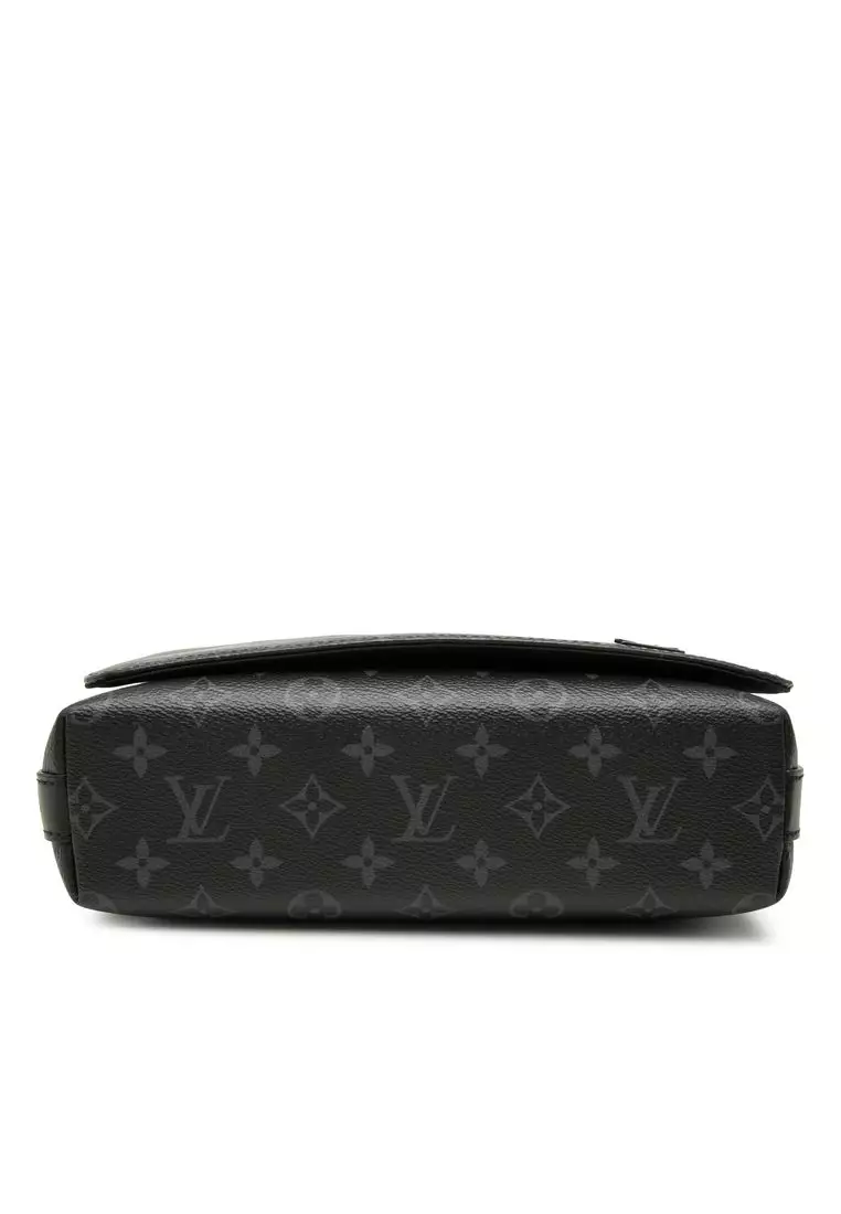 Pre-Loved Louis Vuitton Monogram Eclipse District Pm