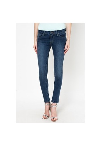 ALESSA Supper Skinny Jeans with Hand Made Rinse