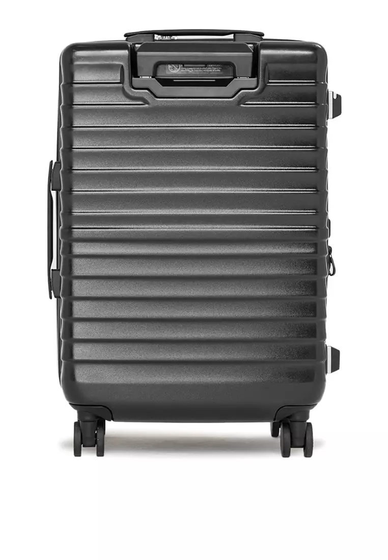 Malibu 5208-54 Black (Zipper Type) - Medium - TSA Luggage