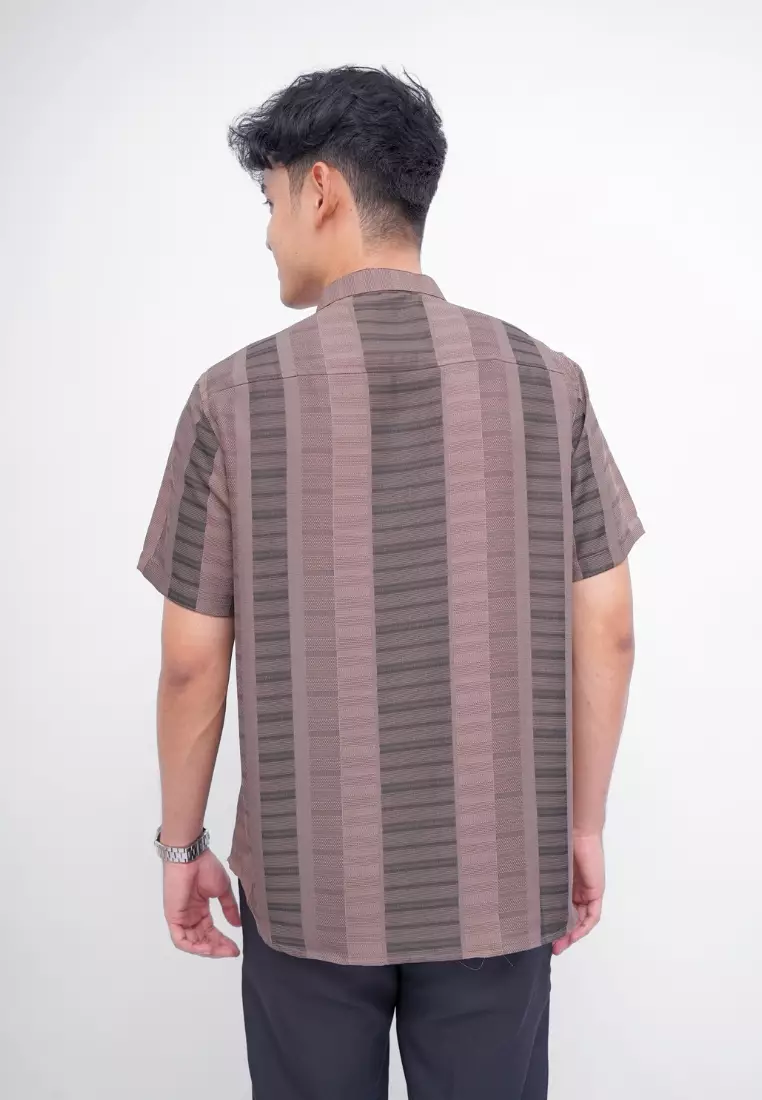 Ryusei Kemeja Kerah Koko Lengan Pendek Yahata Taupe Grey