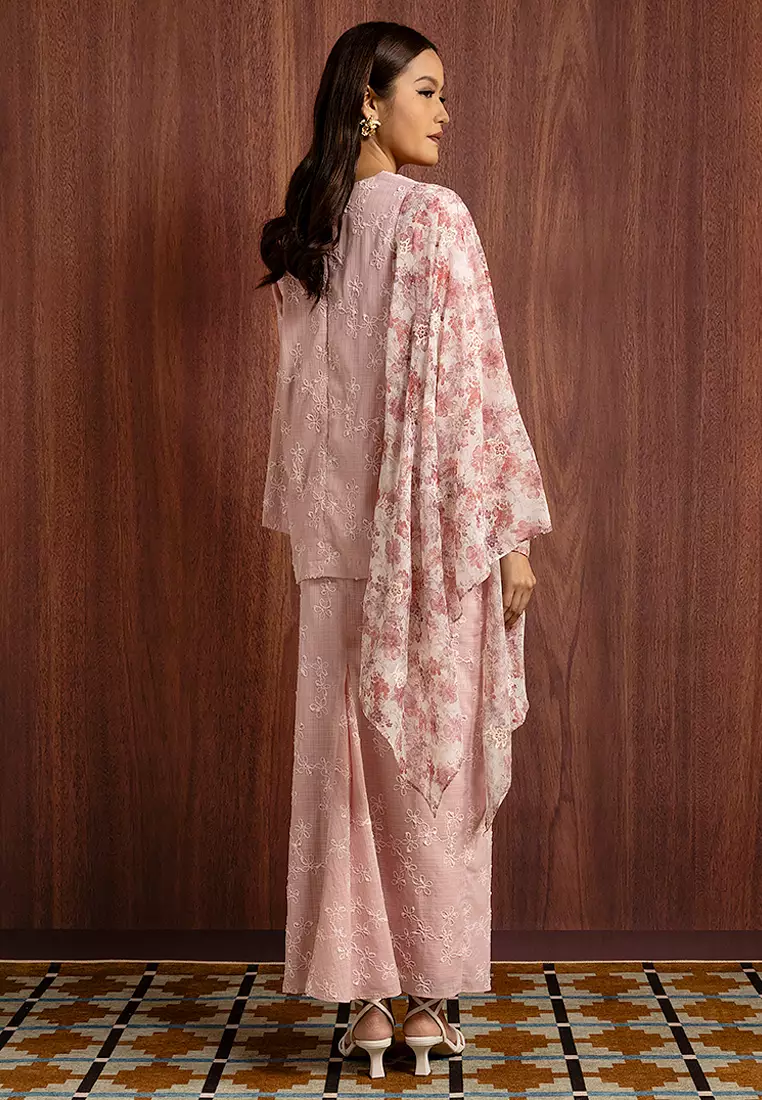 NORA KURUNG SET WITH SHAWL