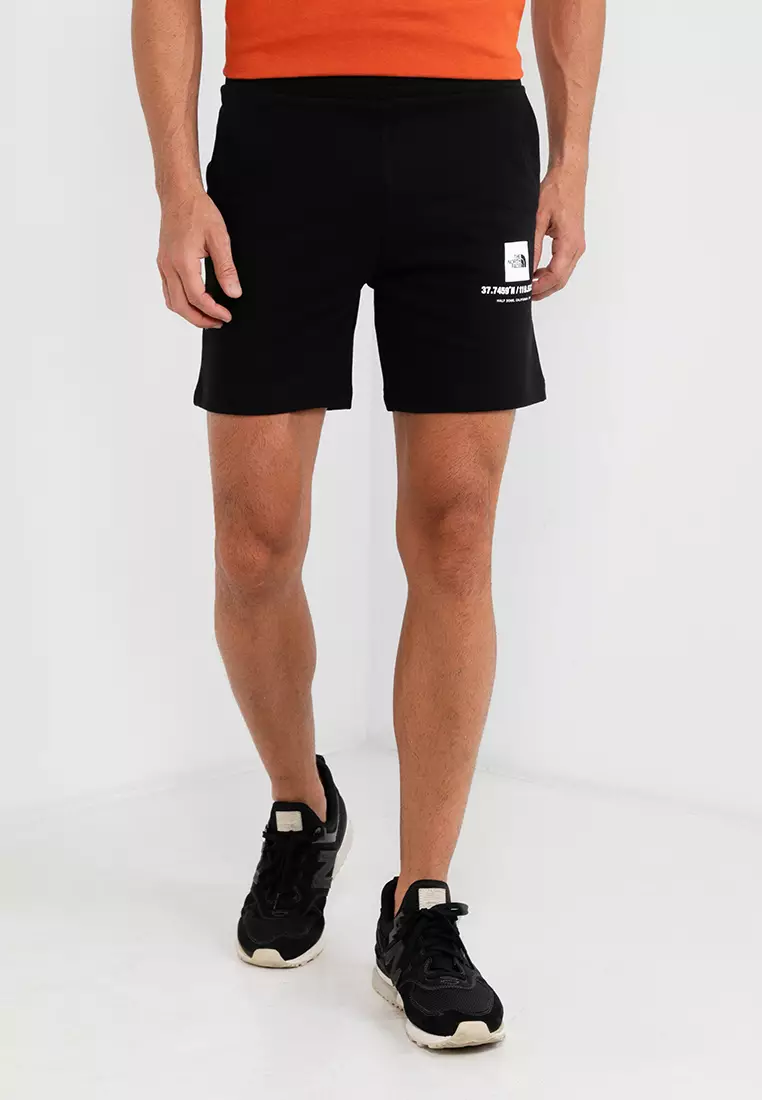 The north face logo sales shorts