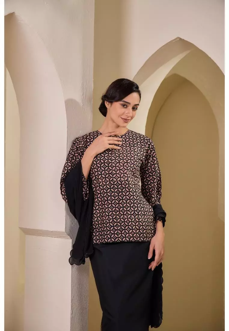 Kurung Kedah Batik Moden