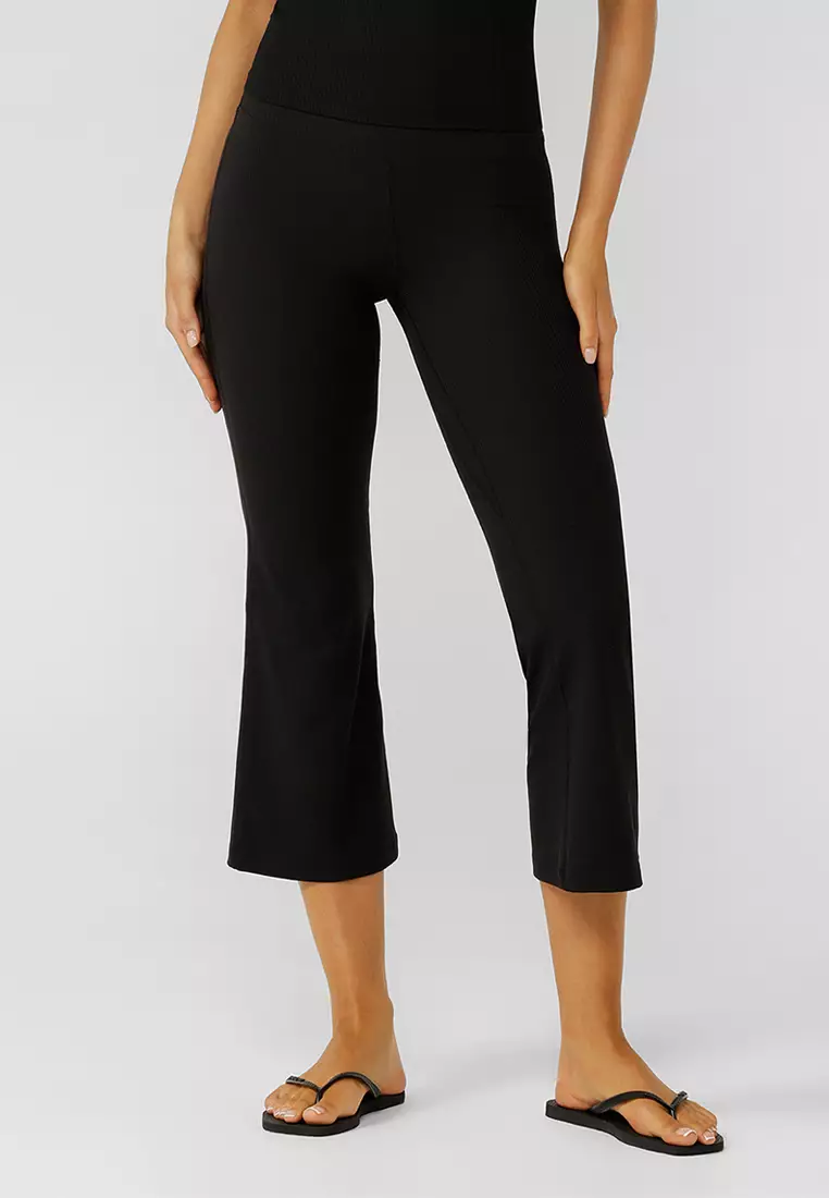 Irresistible Luxe Active Rib Cropped Yoga Pants