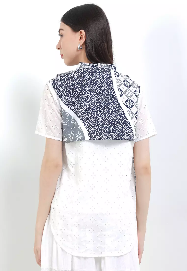 V-Neck Blouse Atasan Batik Wanita Keshwari Katun Premium Croptop White