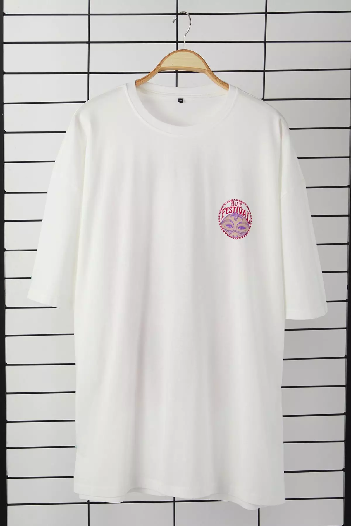 Oversize/Wide Cut Ethnic Back Print T-Shirt