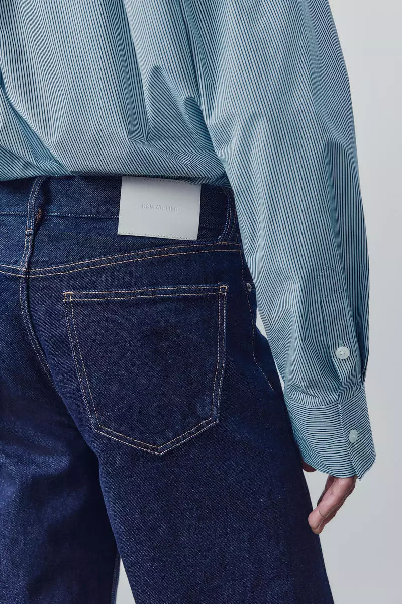 Loose Twisted Jeans