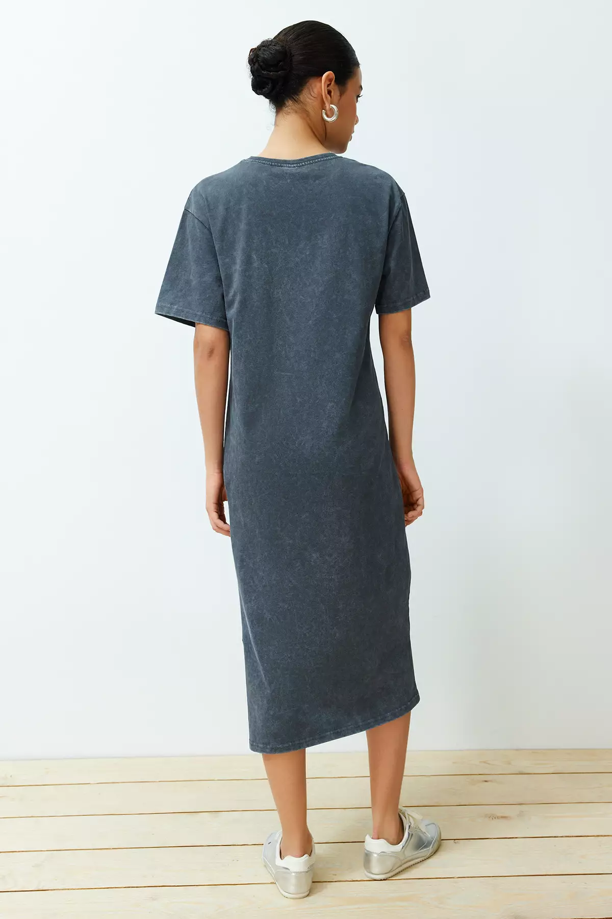Midi T-Shirt Dress