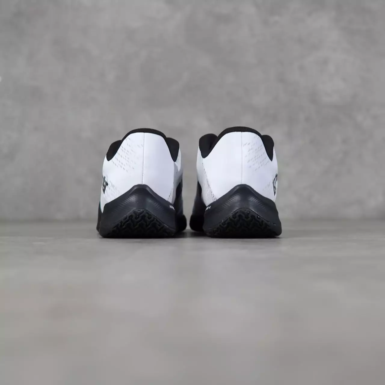 Sepatu BABOLAT JET VIVA WHITE BLACK PADEL SNEAKER 100% ORIGINAL