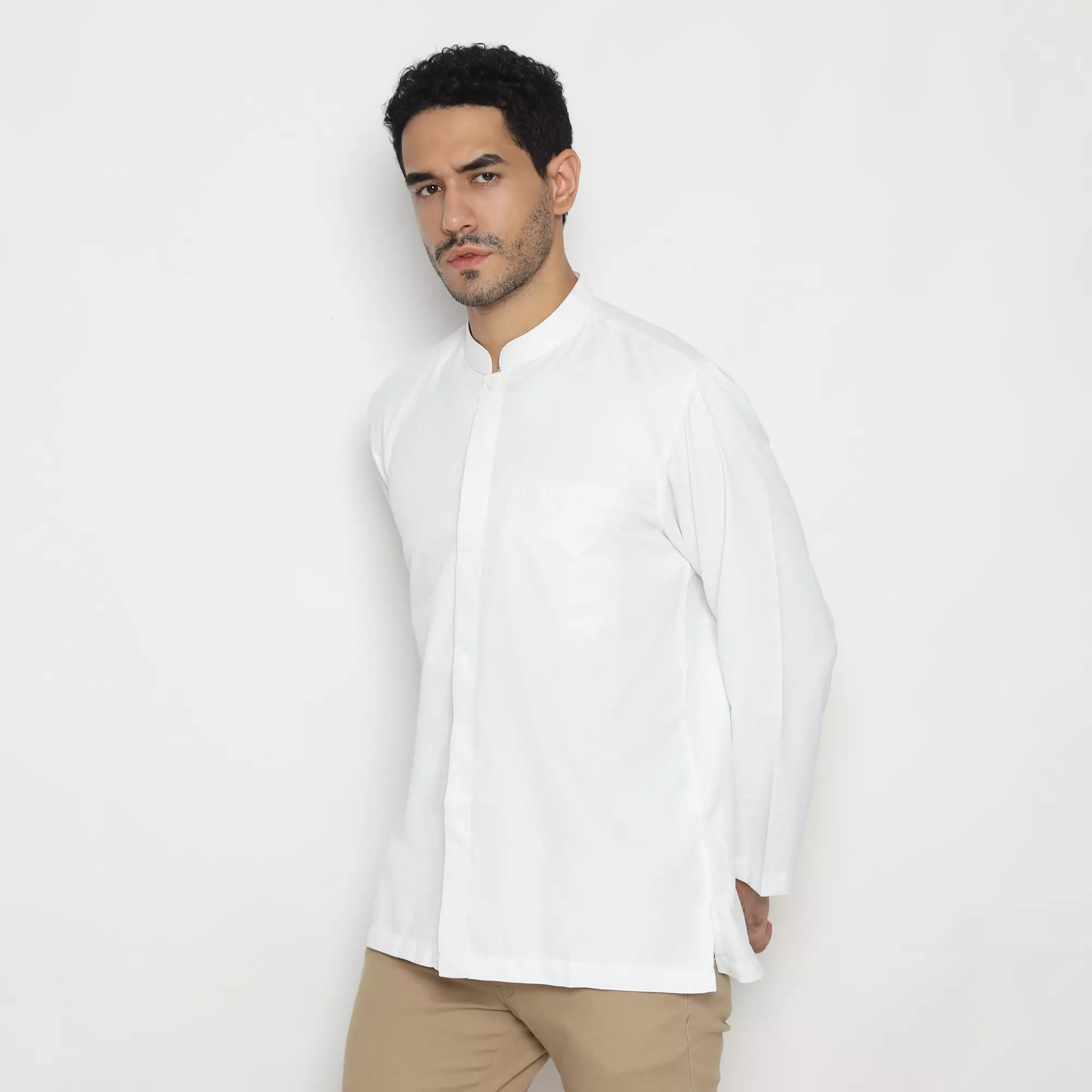 Platini Kemeja Koko Pria Lengan Panjang Katun White 961247
