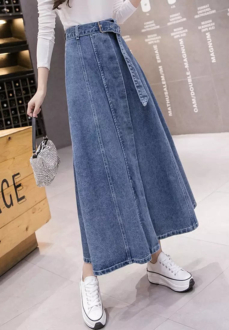 High waisted denim skirt with clearance braces