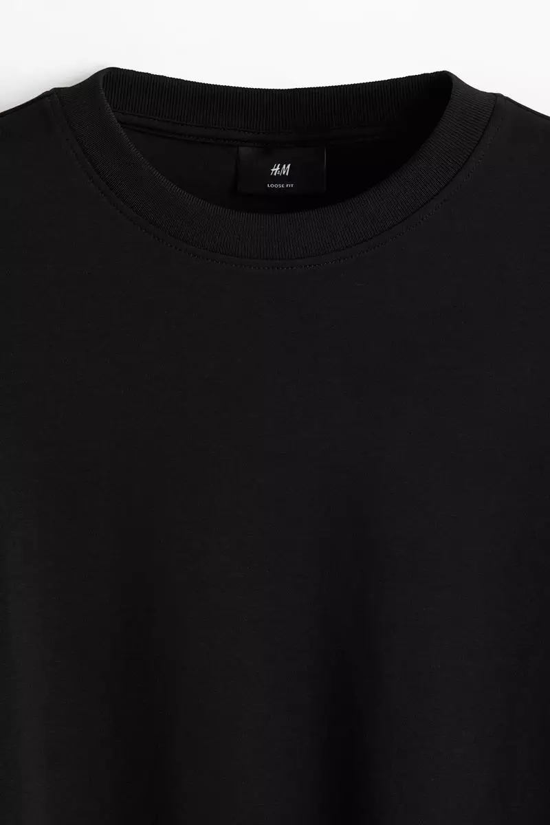 Loose Fit Boxy-style T-shirt