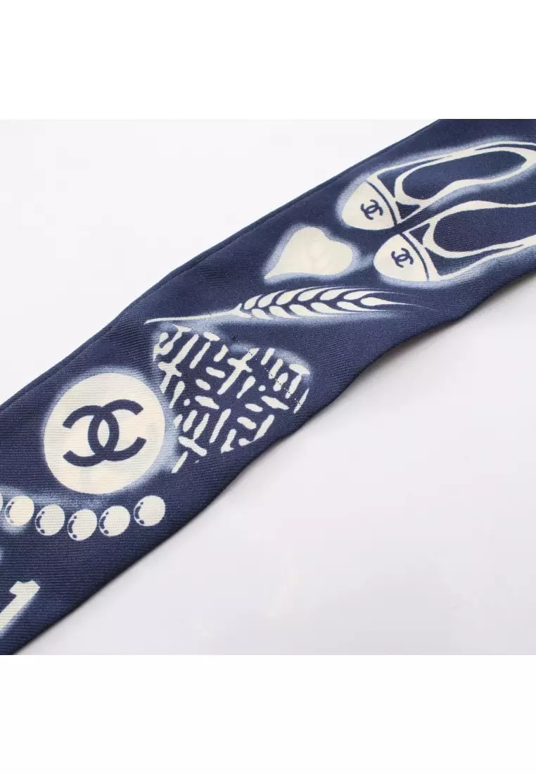 Chanel Pre-Loved Chanel icon ribbon scarf silk Navy off white 2026