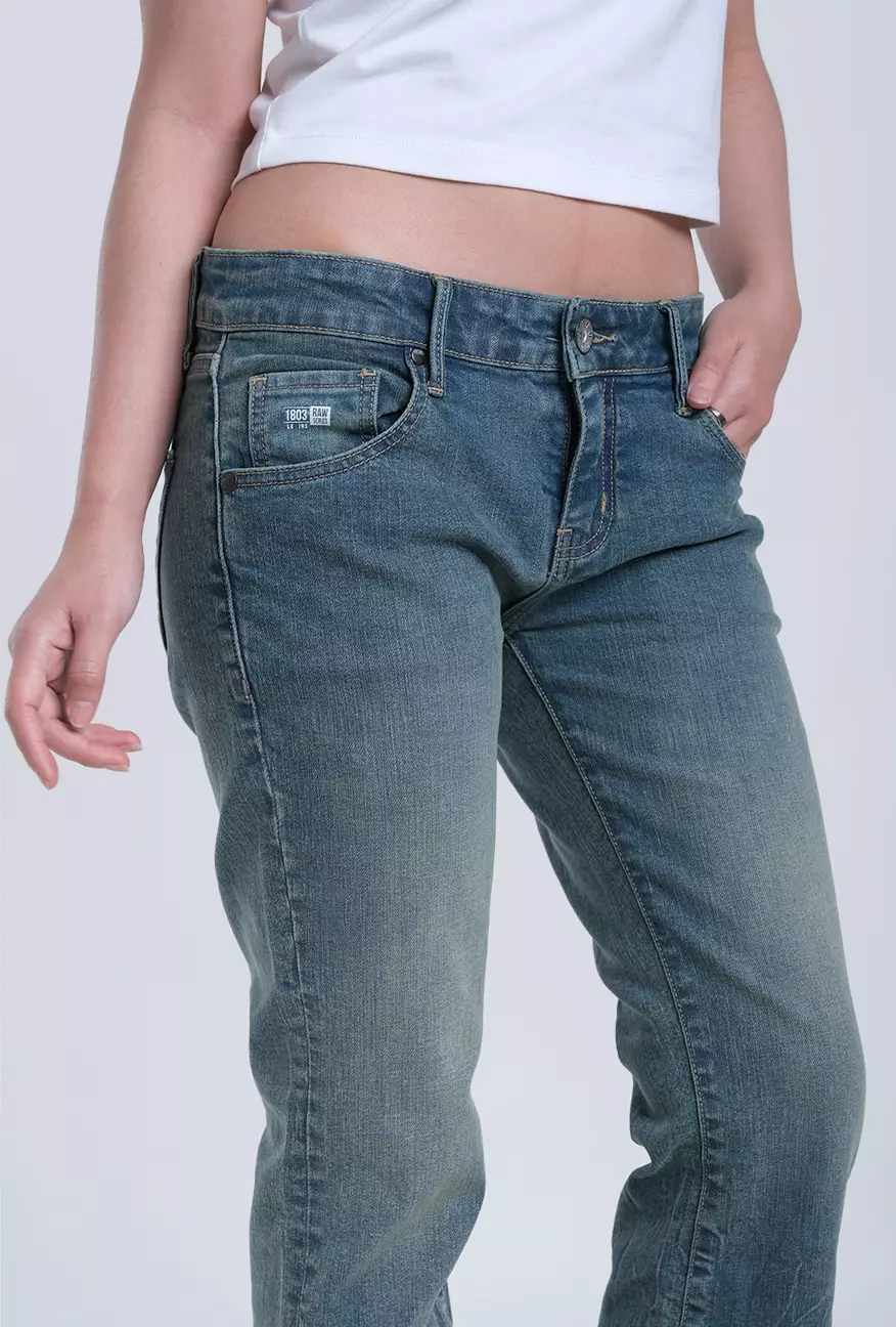 Celana Jeans Wanita Bootcut L1