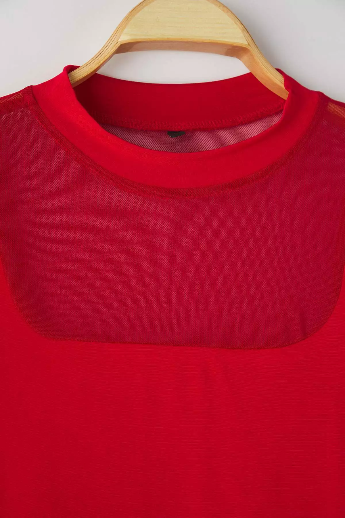 Red Fitted/Fits The Body Tulle Detailed Long Sleeve Stand-Up Collar Flexible Snap Knitted Bodysuit