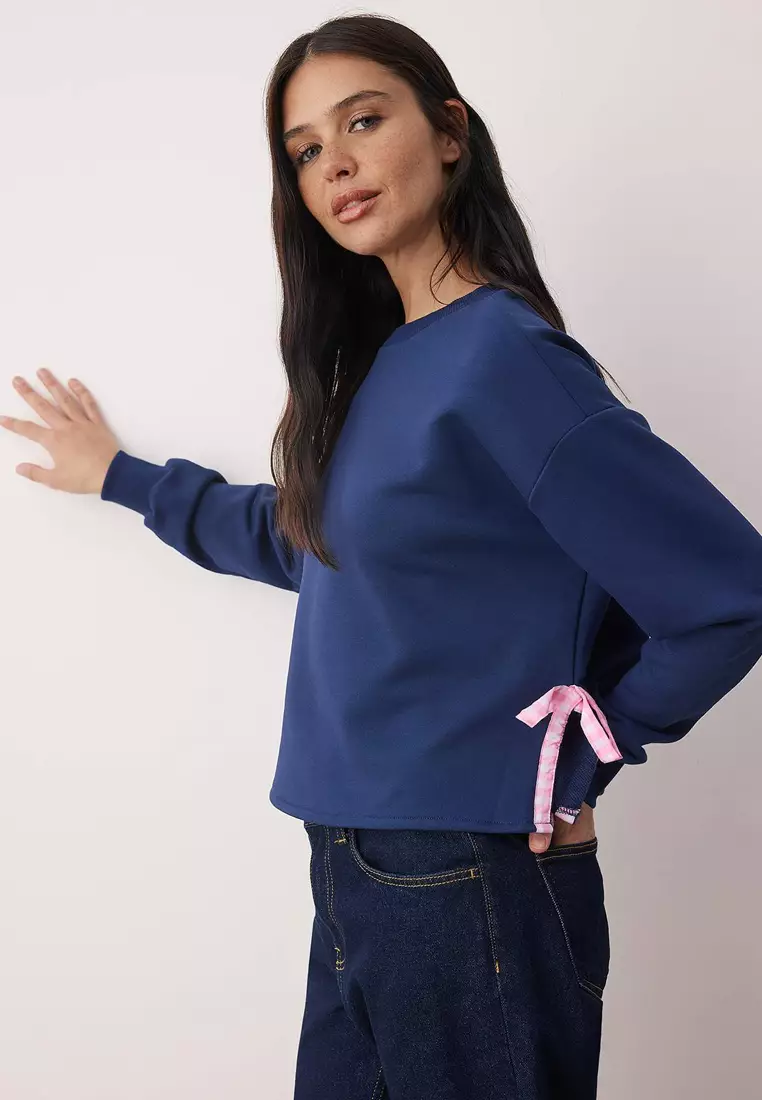 Navy Blue Thick Fleece Lined Ribbon Detailed Crop Length Knitted Sweatshirt Twoaw26Sw75