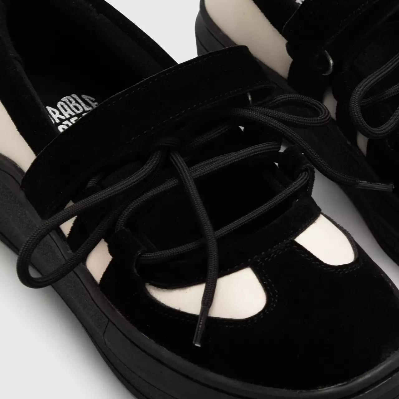 Adorable Projects - Aviwe Sneakers Genuine Leather Bnw - Sepatu Wanita