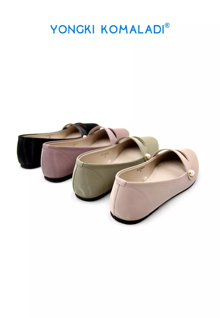 Jual Yongki Komaladi YONGKI KOMALADI FLAT SHOES OLEJM810 HITAM Original 2024 ZALORA Indonesia