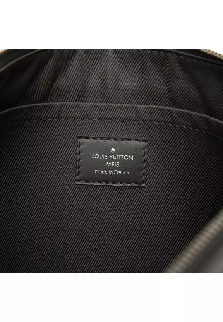 Pre-Loved Louis Vuitton Monogram Eclipse Discovery Pochette Gm