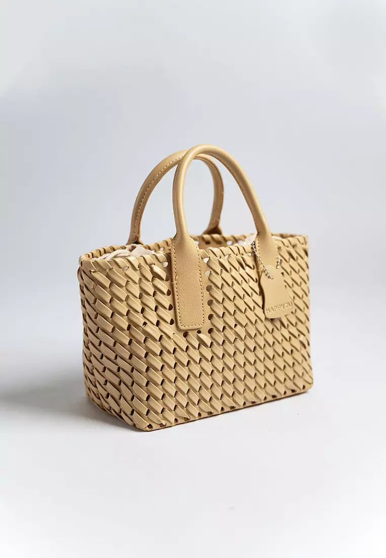 Alyna Weave Bucket Bag