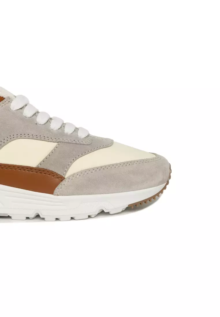 Bump Sneakers 運動鞋