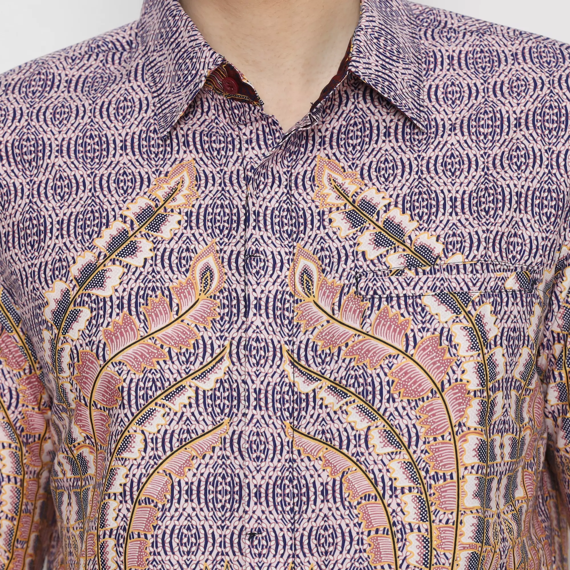 Platini Kemeja Batik Pria Lengan Panjang Katun Maroon 36034
