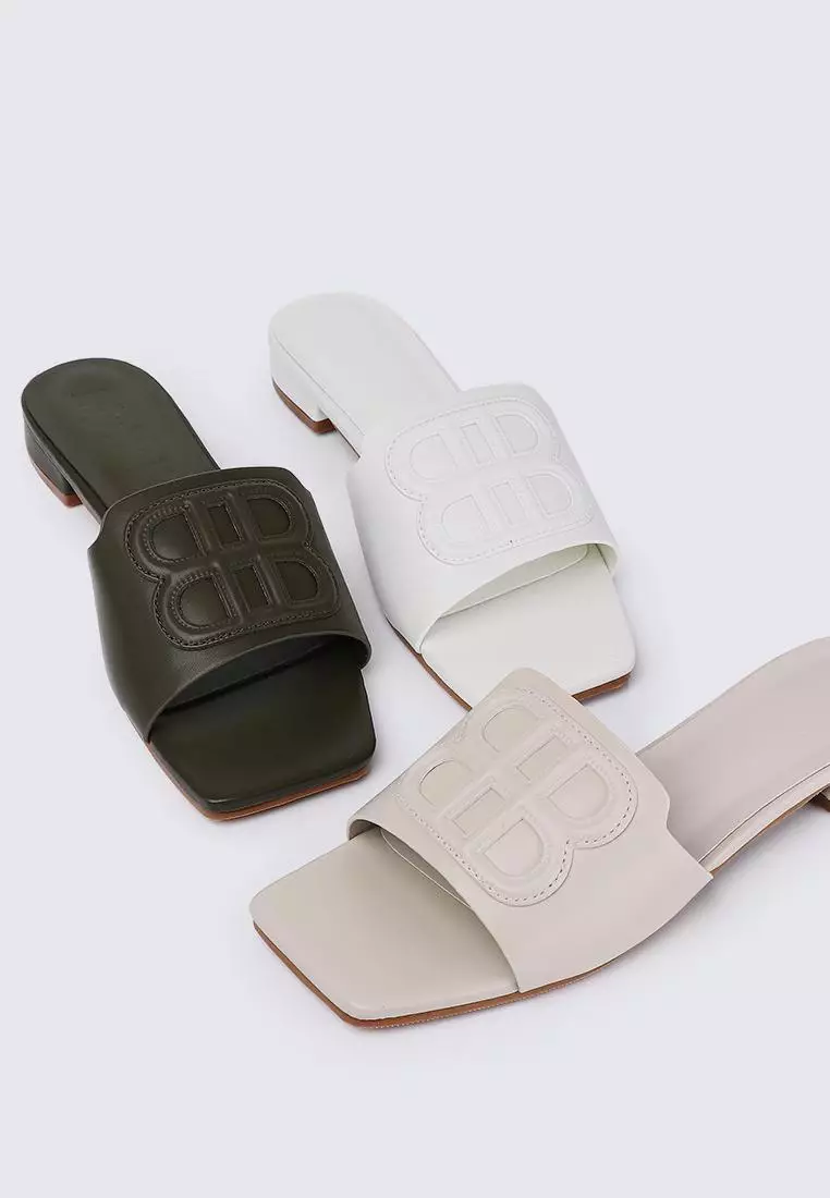 Michelle Comfy Sandals In Beige