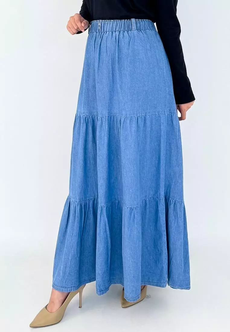 LEZAHRASIGNATURE Arabel Denim Skirt (Rok Panjang Jeans Flare) Biru muda