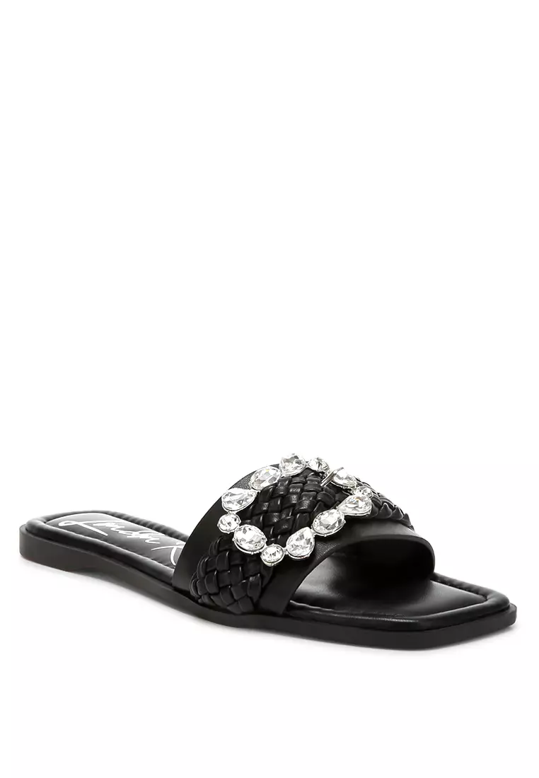 Sandal Datar Diamante dalam Warna Hitam