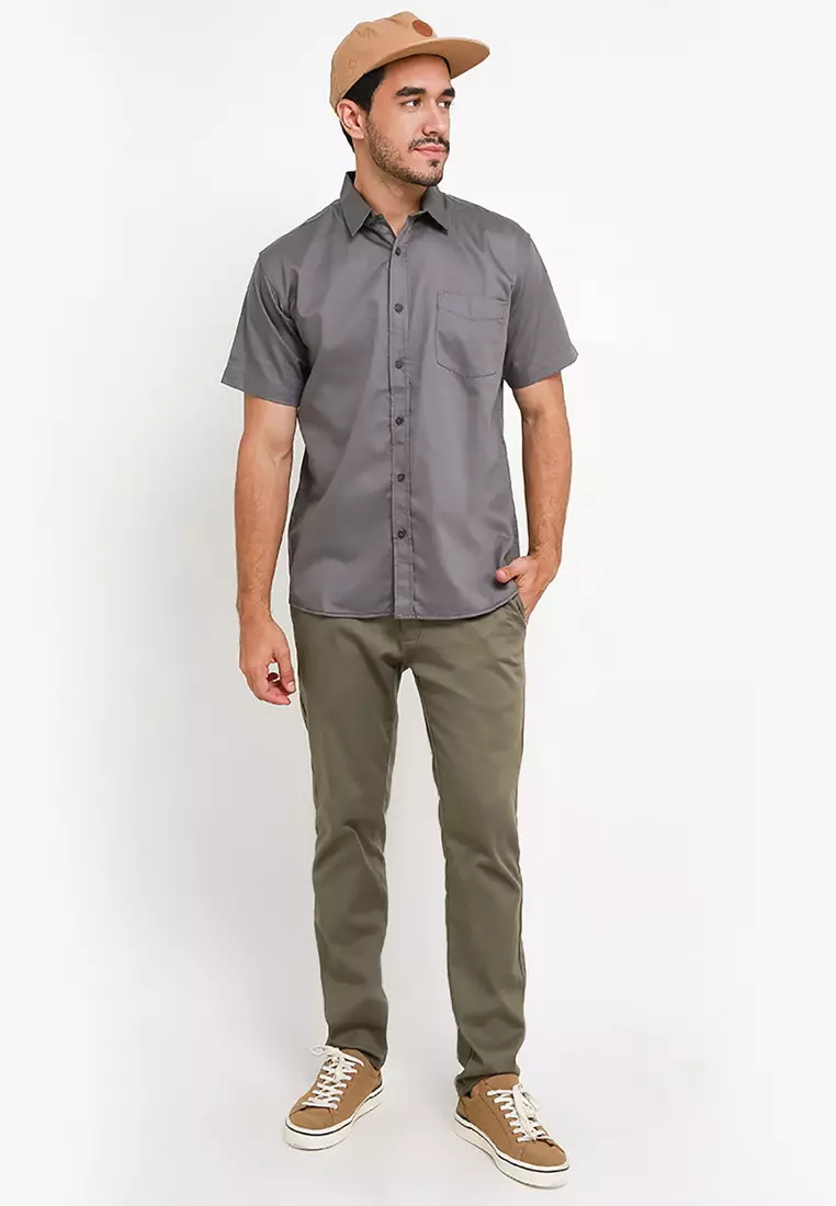 NX Kemeja Polos Cotton Twill Dark Grey Regular Fit Pria