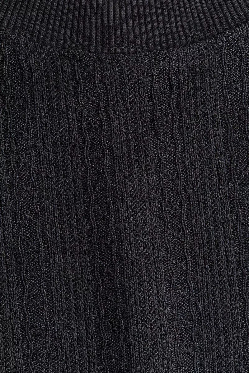 Butterfly-sleeved top