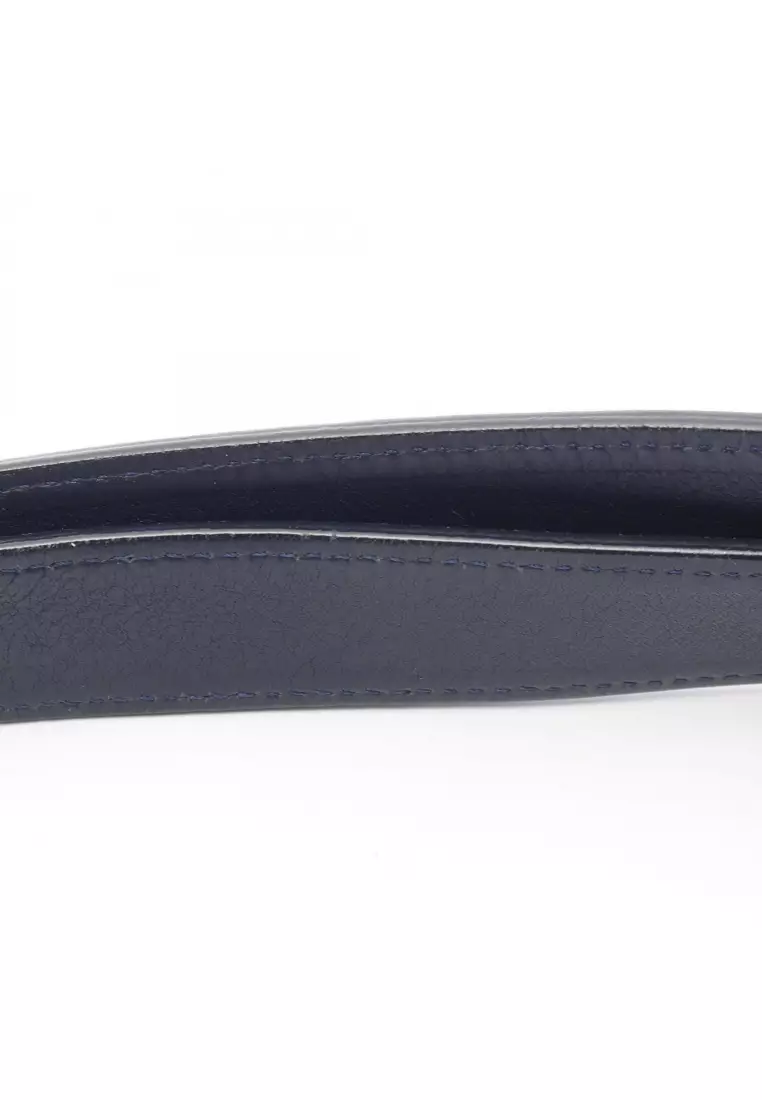 Pre-Loved Celine blade Shoulder bag leather Navy