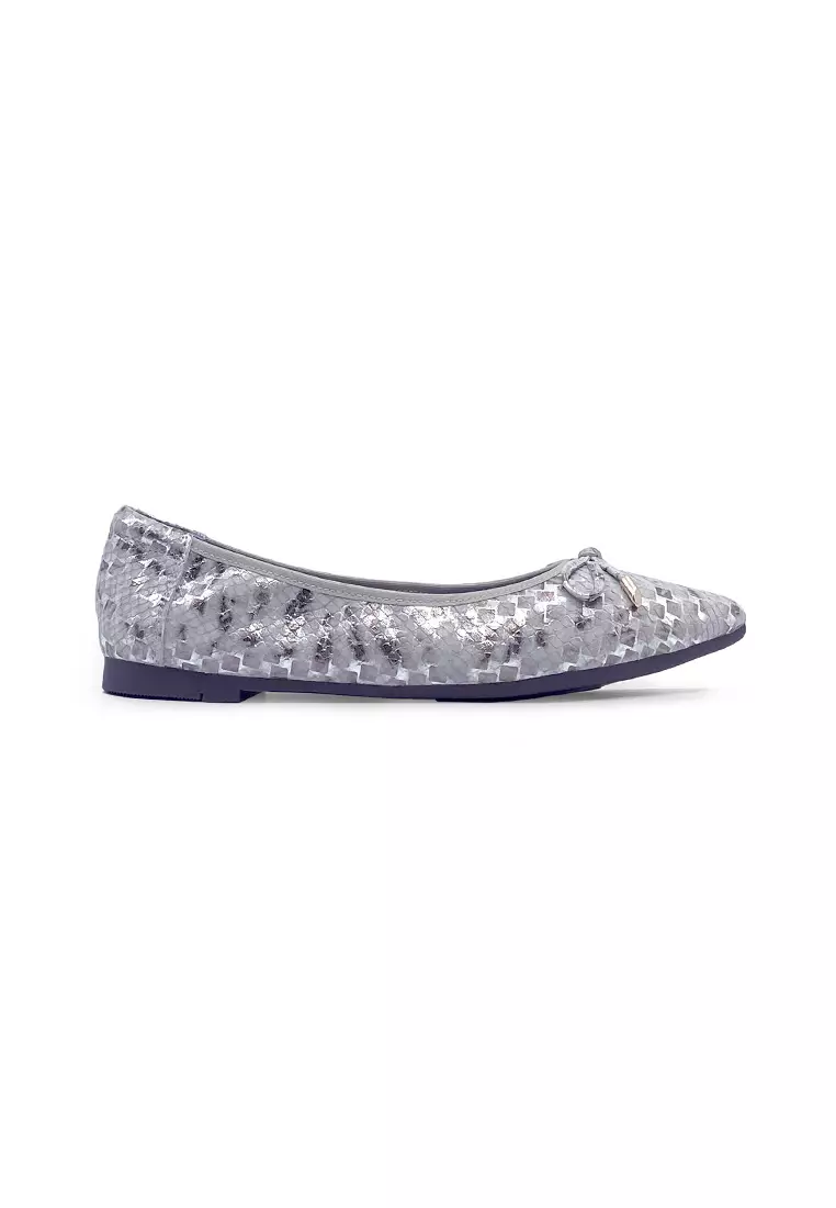 Glitter on sale flats silver