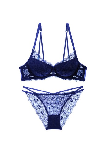 W.Excellence blue Premium Blue Lace Lingerie Set (Bra and Underwear) 8089CUS615CD2CGS_1