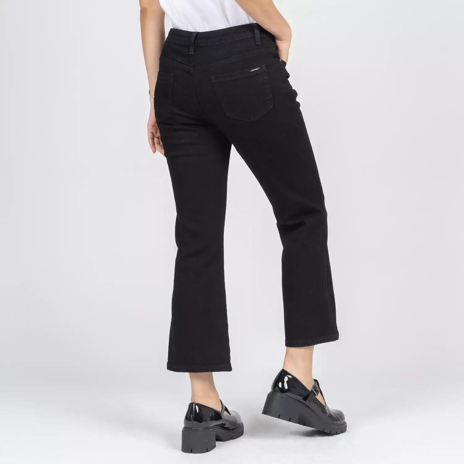 C2 Trylla Black Mini Flare Jeans Wanita