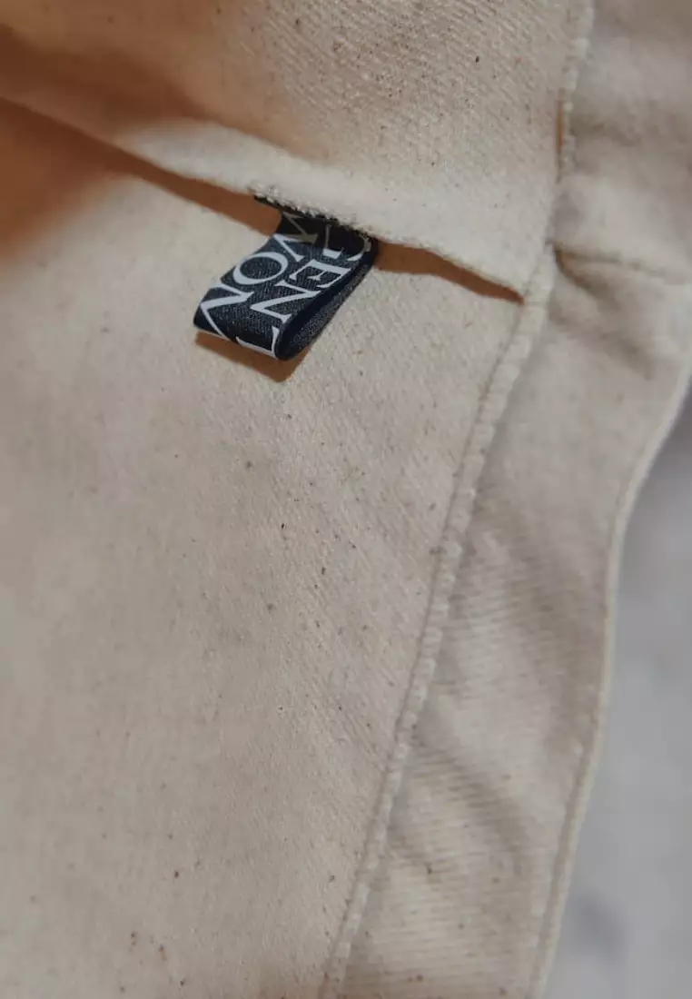 Dab In The Middle Tote Bag