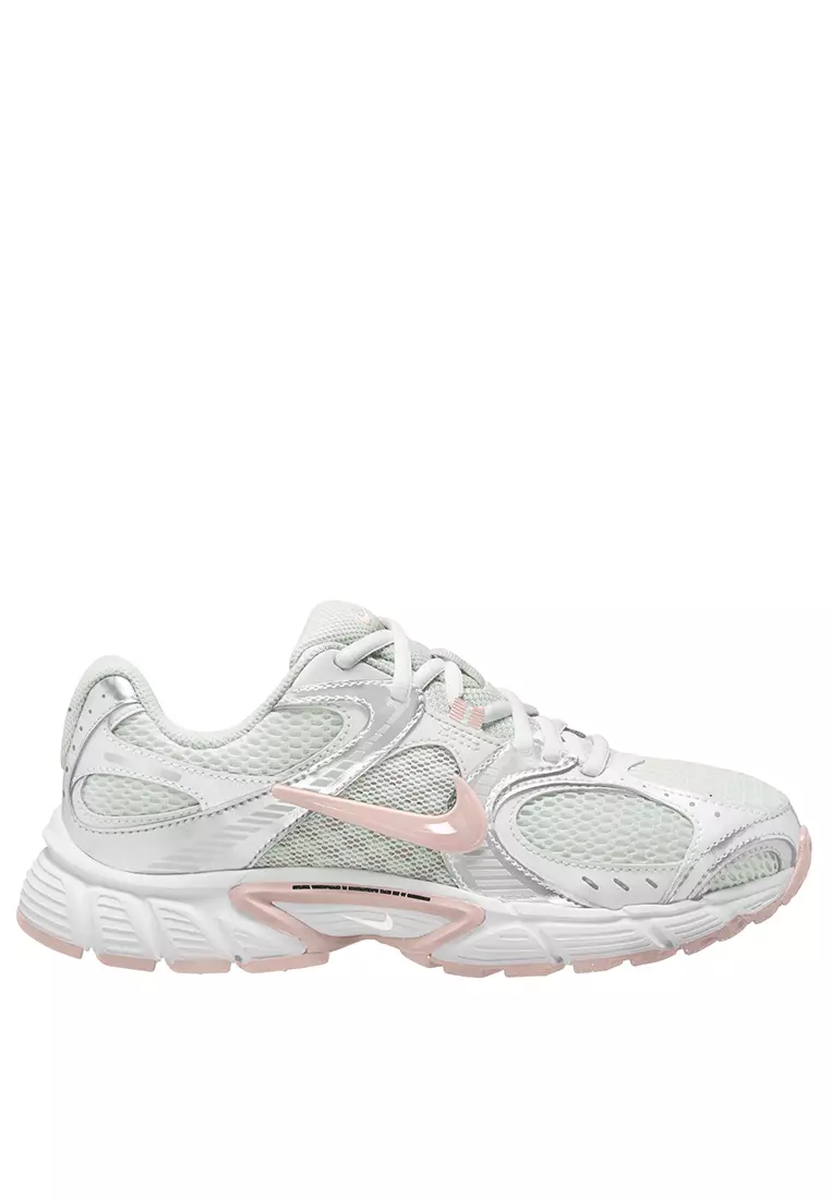 V5 RNR Shoes with Reflective Accents