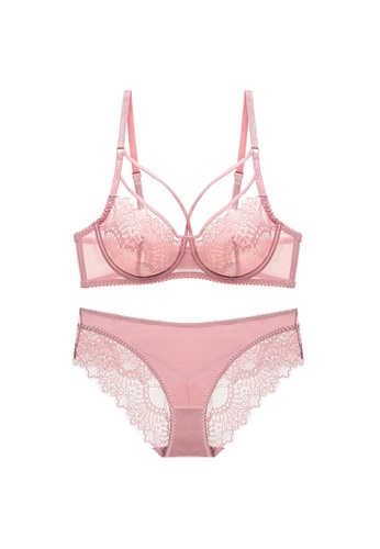 W.Excellence pink Premium Pink Lace Lingerie Set (Bra and Underwear) 8BDB5US37CEDD7GS_1