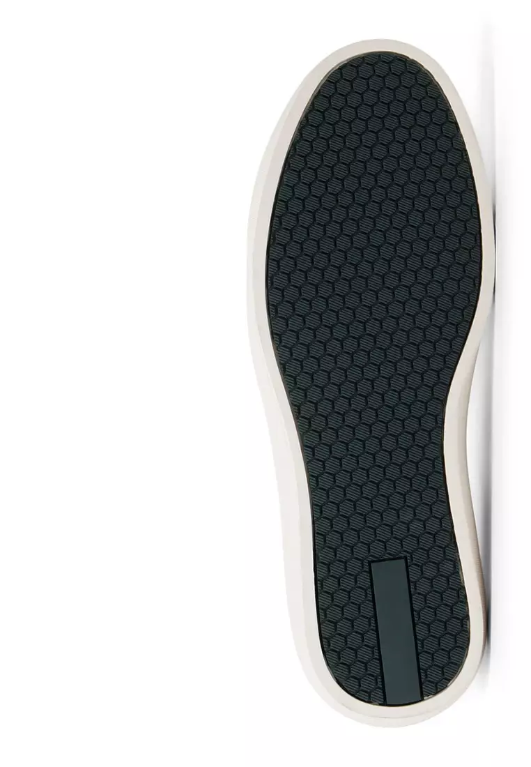 Taser Low-Top Sneakers