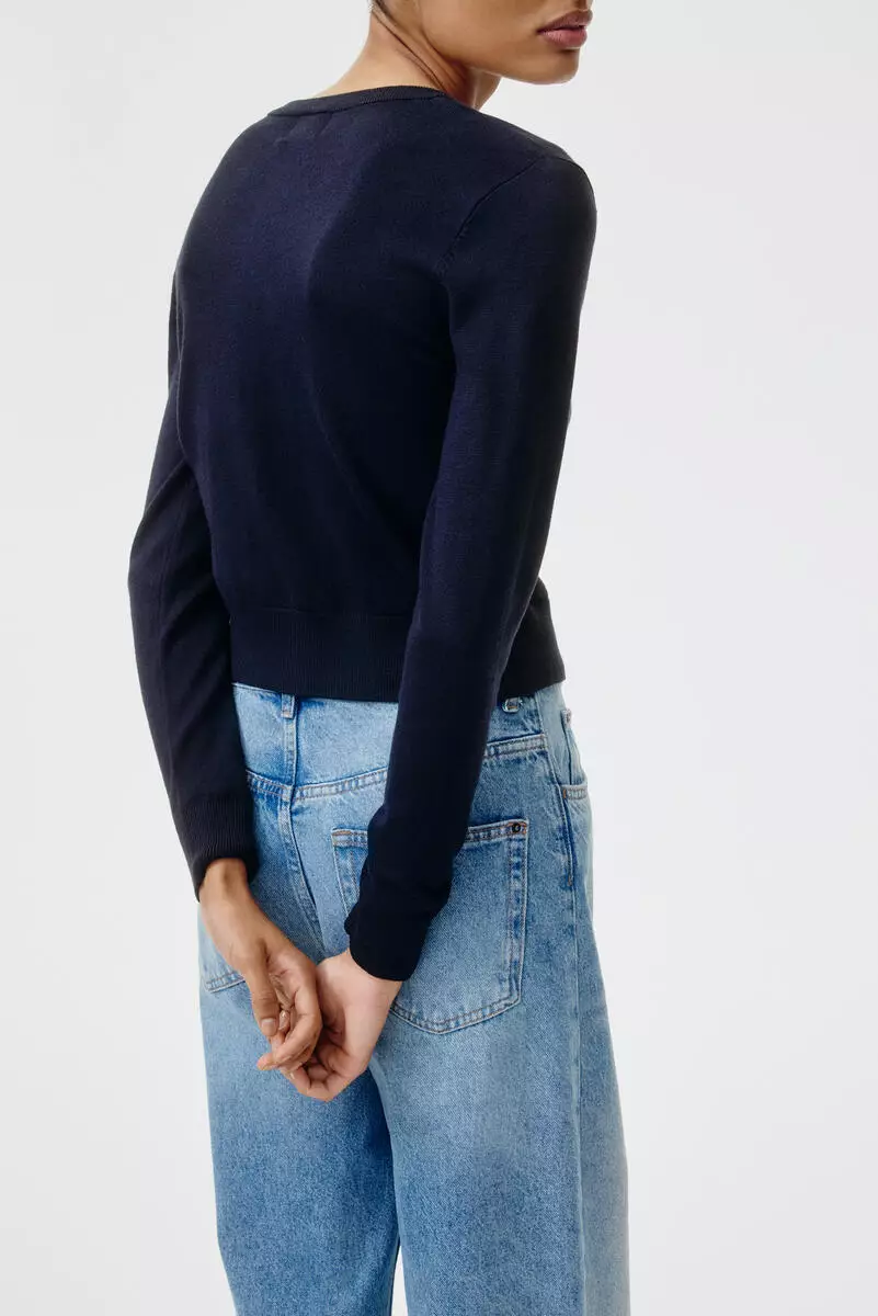 Fine-knit cardigan