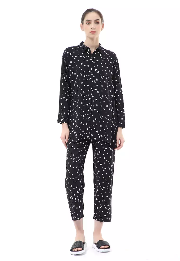 Nayra One Set Setelan Kemeja Wanita Lengan Panjang Motif Bintang Full Kancing Material Rayon ORIGINAL - Black